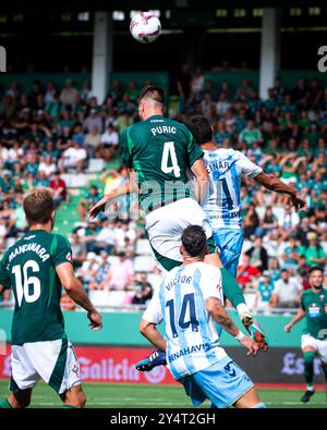 Ferrol, Spagna. 17 agosto 2024. Hypermotion League Racing Club Ferrol vs Málaga FC. Intestazione di Puric Foto Stock