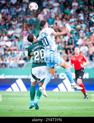 Ferrol, Spagna. 17 agosto 2024. Hypermotion League Racing Club Ferrol vs Málaga FC. Alvaro Gimenez e Nelson Monte Foto Stock