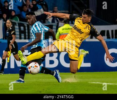 Il Racing Club de Avellaneda gioca la CONMEBOL Sudamericana Cup allo stadio Presidente Perón nella città di Avellaneda, Buenos Aires. Celebrazioni per Adrian Martinez, soprannominato Mararvilla, il marcatore della squadra. @FACAMORALES/SOLO PER USO EDITORIALE Foto Stock