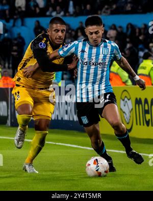 Il Racing Club de Avellaneda gioca la CONMEBOL Sudamericana Cup allo stadio Presidente Perón nella città di Avellaneda, Buenos Aires. Celebrazioni per Adrian Martinez, soprannominato Mararvilla, il marcatore della squadra. @FACAMORALES/SOLO PER USO EDITORIALE Foto Stock