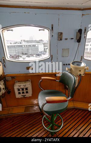 La prima nave di superficie nucleare al mondo, la rompighiaccio sovietica Lenin, varata nel 1957 a Murmansk, in Russia. Foto Stock