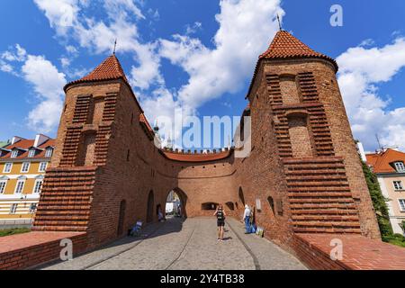 Varsavia Barbican nel centro storico di Varsavia, Polonia, Europa Foto Stock