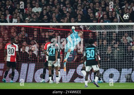 ROTTERDAM, 19-09-2024, Feyenoord - Leverkusen, Stadium Feijenoord de Kuip, calcio, UEFA Champions League, stagione 2024/2025, portiere del Feyenoord Timon Wellenreuther crediti: Pro Shots/Alamy Live News Foto Stock