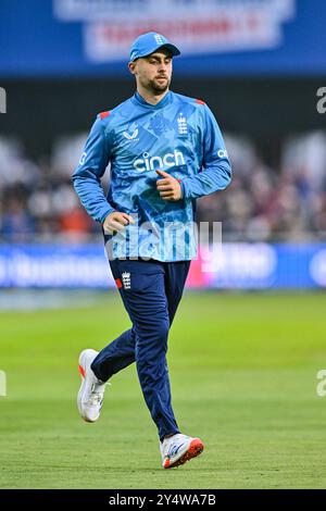 Trent Bridge, Nottingham, Regno Unito. 19 settembre 2024. 1st Metro Bank One Day Cricket International, Inghilterra contro Australia; Will Jacks of England Credit: Action Plus Sports/Alamy Live News Foto Stock