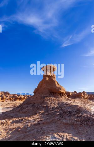 Formazione rocciosa Hoodoo nella Valley of the Goblins, Goblin Valley State Park, Utah Foto Stock