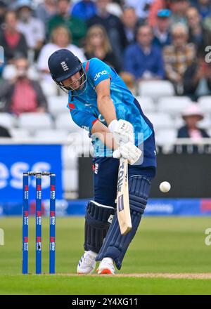 Harry BROOK (capitano inglese) batte durante il primo match internazionale di un giorno della Metro Bank Inghilterra contro Australia a Trent Bridge, Nottingham, Regno Unito, 19 settembre 2024 (foto di Mark Dunn/News Images) in, il 19/9/2024. (Foto di Mark Dunn/News Images/Sipa USA) Foto Stock