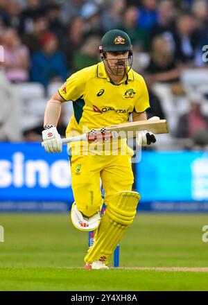 Nottingham, regno unito, 19 settembre 2024 Trent Bridge Cricket Ground. Evento prima partita internazionale di un giorno della Metro Bank Inghilterra vs Australia. Nella foto: Travis HEAD (Australia) Run Credit: Mark Dunn/Alamy Live News Foto Stock