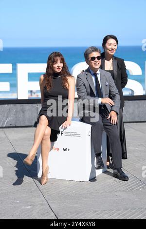 Kwon Hae-hyo, Song Sun-mi, Cho Yun-Hee hanno partecipato a "Walk Up" Photocall durante il 70° Festival Internazionale del Cinema di San Sebastian al Palazzo Kursaal il 22 settembre 2022 a Donostia / San Sebastian, Spagna. Foto Stock