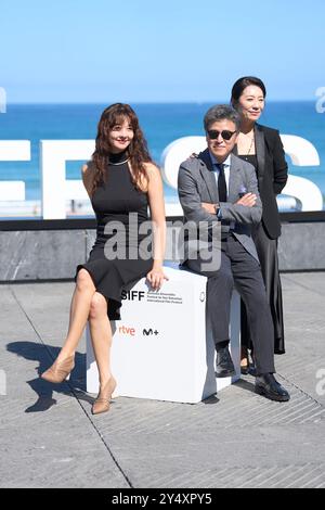 Kwon Hae-hyo, Song Sun-mi, Cho Yun-Hee hanno partecipato a "Walk Up" Photocall durante il 70° Festival Internazionale del Cinema di San Sebastian al Palazzo Kursaal il 22 settembre 2022 a Donostia / San Sebastian, Spagna. Foto Stock