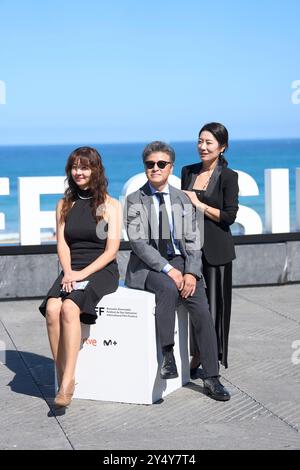 Kwon Hae-hyo, Song Sun-mi, Cho Yun-Hee hanno partecipato a "Walk Up" Photocall durante il 70° Festival Internazionale del Cinema di San Sebastian al Palazzo Kursaal il 22 settembre 2022 a Donostia / San Sebastian, Spagna. Foto Stock