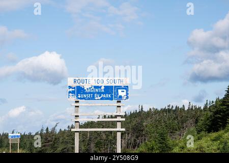 Segui la Route 100 direzione sud verso l'Argentia Sunset RV Park sulla NL 100 a Whitbourne, Newfoundland & Labrador, Canada Foto Stock