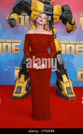 Scarlett Johansson partecipa alla prima europea di "Transformers One" al Cineworld Leicester Square di Londra, Inghilterra. Foto Stock