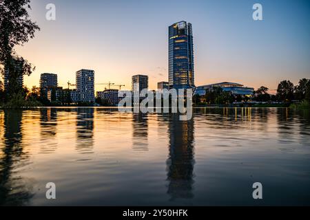 Innalzamento del livello dell'acqua del Danubio presso la diga di Kopas, inondazione a Budapest Foto Stock