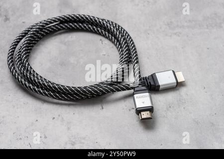 Tipo standard di connettore e cavo HDMI. Foto Stock