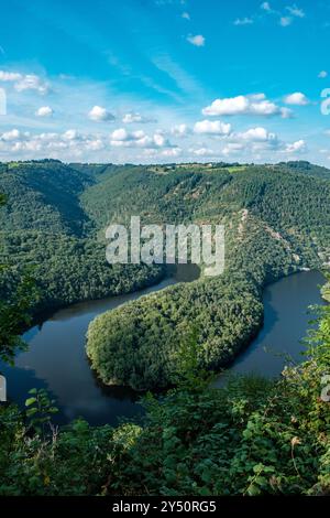 Meandro di Queuille, fiume Sioule, Alvernia, Francia Foto Stock