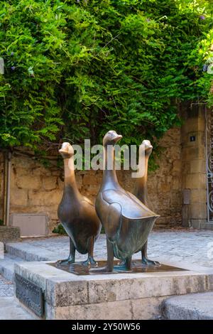 Statua di tre oche a Sarlat-la-Caneda, Dordogna, Francia Foto Stock