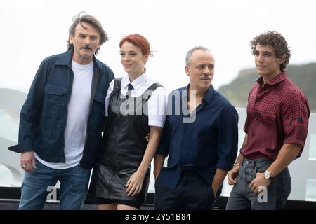 Miguel Herran, Javier Gutierrez, Fernando Tejero e Catalina Sopelana hanno partecipato a "Modelo 77" Photocall durante il 70° Festival Internazionale del Cinema di San Sebastian al Palazzo Kursaal il 16 settembre 2022 a Donostia / San Sebastian, Spagna. Foto Stock