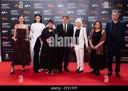 OVicky Luengo, fan Bingbing, Brigitte Lacombe, Robert Lantos, Claire Denis, Cristina Gallego e Christian Petzold hanno partecipato alla cerimonia di apertura El chico y la Garza El chico y la garza durante il 71° Festival Internazionale del Cinema di San Sebastian al Palazzo Kursaal il 22 settembre 2023 a Donostia / San Sebastian, Spagna. Foto Stock