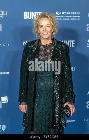 GER, Berlin, Katja Riemann , bei der Verleihung Deutscher Schauspielpreis 2024 im Club Theater Berlin. 13.09.2024 *** GER, Berlin, Katja Riemann , alla cerimonia di premiazione della recitazione tedesca 2024 al Club Theater Berlin 13 09 2024 Copyright: HMBxMedia/ManfredxBehrens Foto Stock