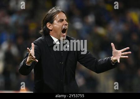 Riyadh, Arabia Saudita. 22 gennaio 2024. Foto massimo Paolone/LaPresse 22 gennaio 2024 - Riad, Arabia Saudita - al-Awwal Park sport, calcio - Napoli vs Inter - finale EA Sports Supercup - 2024. Nella foto: Simone Inzaghi (FC Internazionale Milano) foto massimo Paolone/LaPresse 22 gennaio 2024 - Riyadh, Arabia Saudita al-Awwal Park - sport, calcio - Napoli vs Inter - EA Sports Supercup Final - 2024. Nella foto: Simone Inzaghi (FC Internazionale Milano) credito: LaPresse/Alamy Live News Foto Stock