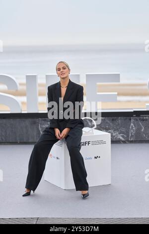 San Sebastian, 20 settembre 2024, Noemie Merlant ha partecipato a 'Emmanuelle' Photocall durante il 72° Festival Internazionale del Cinema di San Sebastian al Palazzo Kursaal il 20 settembre 2024 a Donostia / San Sebastian, SpainDonostia / San Sebastian. Spagna. 20240920,. Foto Stock