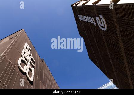 Vilnius, Lituania - 27 maggio 2024. Edificio Cyber City a Vilnius dove risiedono varie società informatiche Foto Stock