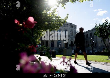 Oslo, Norvegia. 10 settembre 2024. Veduta del Parlamento norvegese (Stortinget) a Oslo, Norvegia. Credito: SOPA Images Limited/Alamy Live News Foto Stock