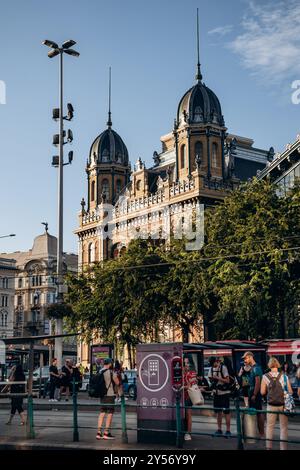 Budapest, Ungheria - 10 agosto 2024: Stazione Nyugati di Budapest, uno dei tre principali terminal ferroviari di Budapest, Ungheria Foto Stock