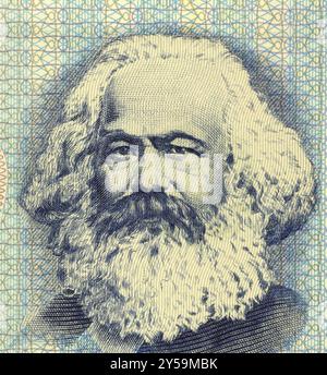 Karl Marx (1818-1883) su 100 Mark 1975 Banknote dalla Germania Est. Filosofo tedesco, economista politico, storico, teorico politico, sociologo Foto Stock