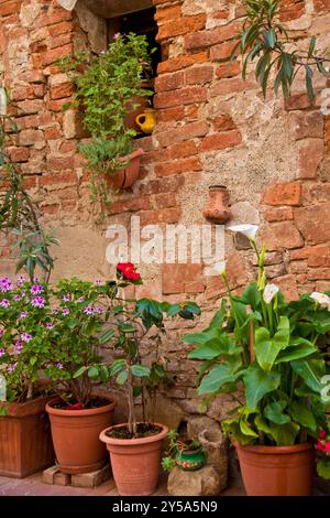 Casole d'elsa, borgo fortificato medievale vicino a Siena, Toscana Italia Foto Stock