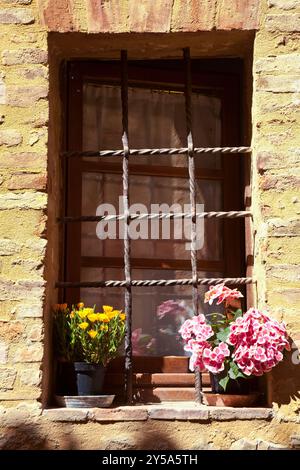 Casole d'elsa, borgo fortificato medievale vicino a Siena, Toscana Italia Foto Stock