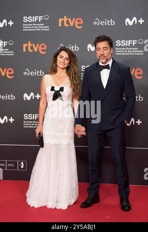 Javier Bardem, Penelope Cruz ha partecipato alla cerimonia di apertura del Red Carpet durante il 72° Festival Internazionale del Cinema di San Sebastian al Palazzo Kursaal il 20 settembre 2024 a Donostia / San Sebastian, SpainDonostia / San Sebastian. Spagna. 20240920,. Crediti: Album/Alamy Live News Foto Stock