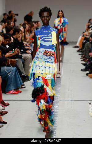 Milano, Italia. 20 settembre 2024. MISSONI Runway Primavera/Estate 2025 durante la settimana della moda di Milano del 2024 settembre - Milano, Italia 20/09/ crediti: dpa/Alamy Live News Foto Stock