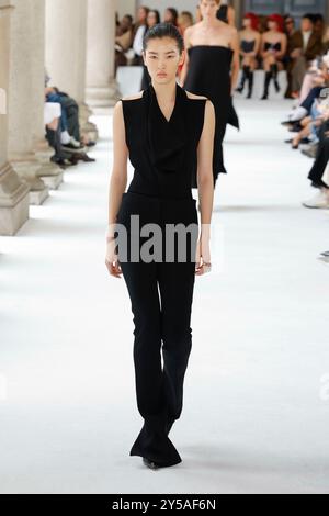 Milano, Italia. 20 settembre 2024. SPORTMAX Runway Primavera/Estate 2025 durante la settimana della moda di Milano del 2024 settembre - Milano, Italia 20/09/2024 credito: dpa/Alamy Live News Foto Stock