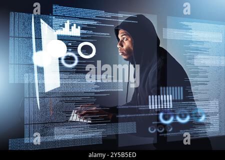 Uomo, hacker e digitazione al computer per reati, violazioni di dati e attacchi informatici sovrapposti. Tastiera, hacking e persona africana che scrive o codifica malware Foto Stock