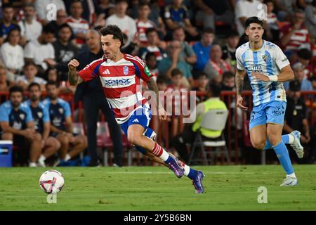 Granada, Spagna. 20 settembre 2024. Ricard Sánchez del Granada CF durante la partita di Liga tra Granada CF - Málaga CF allo stadio Nuevo Los Cármenes il 20 settembre 2024 a Granada, Spagna. (Foto di José M Baldomero/Pacific Press) credito: Pacific Press Media Production Corp./Alamy Live News Foto Stock