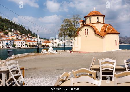 Vista della città costiera di Gytheio in Laconia, Peloponneso, Grecia Foto Stock