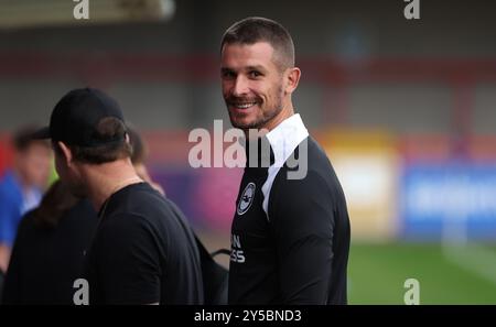 Crawley, Regno Unito. 21 settembre 2024. Brighton e Hove Albion, manager femminile Dario Vidosic, durante la partita di Barclays Women's Super League tra Brighton & Hove Albion e Everton al Broadfield Stadium. Credito: Immagini teleobiettivo/Alamy Live News Foto Stock