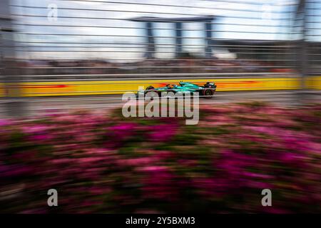 Singapore. 21 settembre 2024. 14 ALONSO Fernando (spa), Aston Martin F1 Team AMR24, azione durante la Formula 1 Singapore Grand Prix 2024, 18° round del Campionato del mondo di Formula 1 2024 dal 20 al 22 settembre 2024 sul Marina Bay Circuit, a Singapore, Singapore Foto Stock