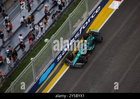 Singapore. 21 settembre 2024. 14 ALONSO Fernando (spa), Aston Martin F1 Team AMR24, azione durante la Formula 1 Singapore Grand Prix 2024, 18° round del Campionato del mondo di Formula 1 2024 dal 20 al 22 settembre 2024 sul Marina Bay Circuit, a Singapore, Singapore Foto Stock