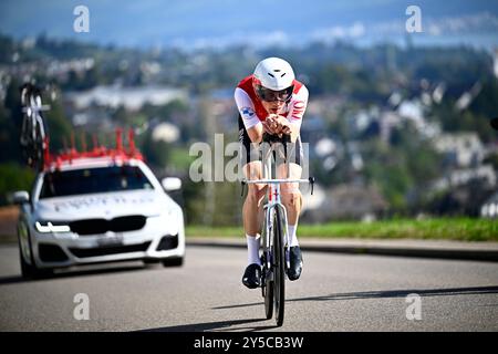 Zurigo, Svizzera. 21 settembre 2024. Lo svizzero Stefan Kung fotografato durante una sessione di addestramento e ricognizione in pista, davanti ai Campionati del mondo di ciclismo su strada e strada UCI 2024, sabato 21 settembre 2024, a Zurigo, Svizzera. I Mondi si svolgono dal 21 al 29 settembre. BELGA PHOTO JASPER JACOBS credito: Belga News Agency/Alamy Live News Foto Stock