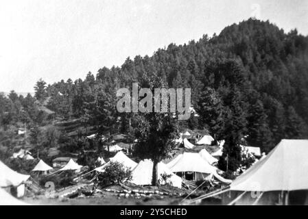 WWI 1916 North West Frontier, India britannica. Campo reggimento della Regina, Norther Punjab Foto Stock