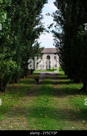 Vecchio edificio situato vicino a godo e Lamone (Emilia Romagna). Intorno al 1600, le famiglie Baracca e Spreti Foto Stock