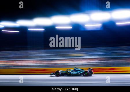 Singapore. 21 settembre 2024. 14 ALONSO Fernando (spa), Aston Martin F1 Team AMR24, azione durante il Gran Premio di Formula 1 di Singapore 2024, 18° round del Campionato del mondo di Formula 1 2024 dal 20 al 22 settembre 2024 sul circuito di Marina Bay, a Singapore, Singapore crediti: Independent Photo Agency/Alamy Live News Foto Stock