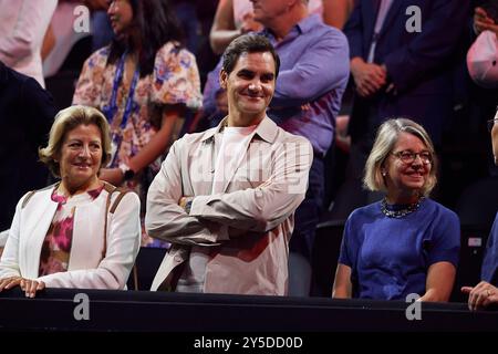 Berlino, Germania. 21 settembre 2024. BERLINO, GERMANIA - 21 SETTEMBRE: Roger Federer durante la partita dei singoli maschili del secondo giorno della Laver Cup all'Uber Arena il 21 settembre 2024 a Berlino, Germania. (Foto di Francisco Macia/Photo Players Images/Magara Press) crediti: Magara Press SL/Alamy Live News Foto Stock