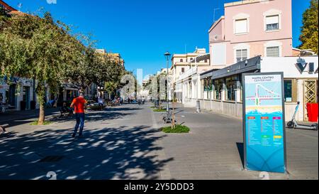 LIDO DI OSTIA - ROMA, zona pedonale vicino a Piazza Anco Marzio, Ostia Lido, Roma, Italia Foto Stock