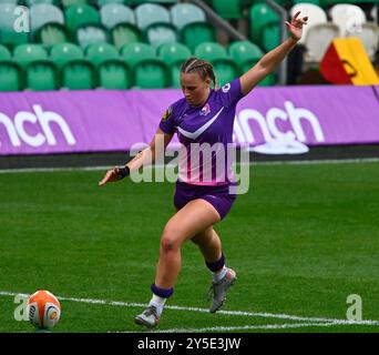 Northampton INGHILTERRA : Lia Green di LOUGHBOROUGH FULMINE in azione durante la partita tra i Loughborough Lightning e i Leicester Tigers al cinch Stadium Franklin's Gardens. 21 settembre 2024 Northampton Regno Unito. Crediti: PATRICK ANTHONISZ/Alamy Live News Foto Stock
