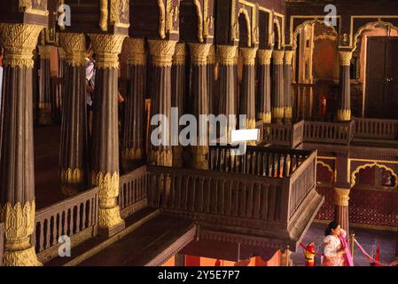 Bengaluru Karnataka India 9 settembre 2024 interni ed esterni di architettura del Palazzo estivo del Sultano Tipu a Bengaluru Karnataka Foto Stock