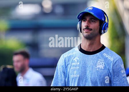 Singapore, Singapore. 22 settembre 2024. Daniel Ricciardo (AUS) camera e colazione 22.09.2024. Formula 1 World Championship, Rd 18, Singapore Grand Prix, Marina Bay Street Circuit, Singapore, Race Day. Il credito fotografico dovrebbe essere: XPB/Alamy Live News. Foto Stock