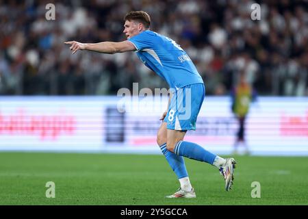 Torino, Italia. 21 settembre 2024. Scott McTominay della SSC Napoli gesti durante la partita di serie A tra Juventus FC e SSC Napoli allo Stadio Allianz il 21 settembre 2024 a Torino. Crediti: Marco Canoniero/Alamy Live News Foto Stock